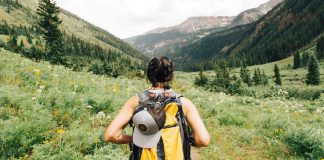 Features-Must-Consider-Before-Buying-Your-Hiking-Pack-on-nextreading-online