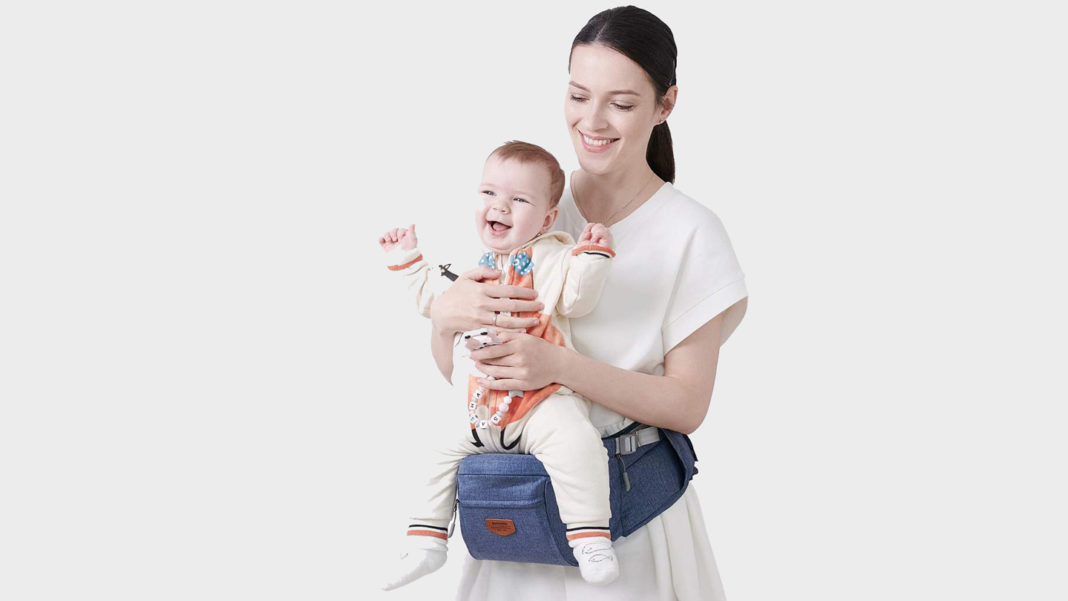 Baby-Carrier-vs-Baby-Wrap-Which-One-Do-You-Need-on-nextreading-online