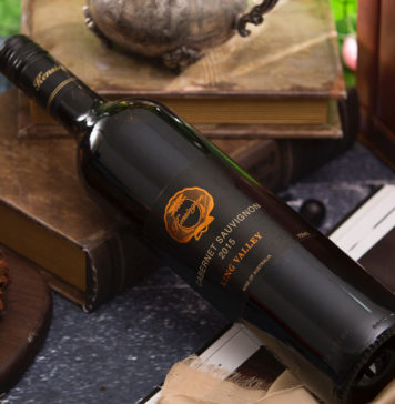 7-After-Use-of-Engraved-Wine-Bottles-that-No-One-Tells-You-on-nextreading