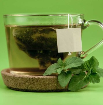 Use-Green-Tea-For-Your-Regular-Skincare-On-NextReadingOnline
