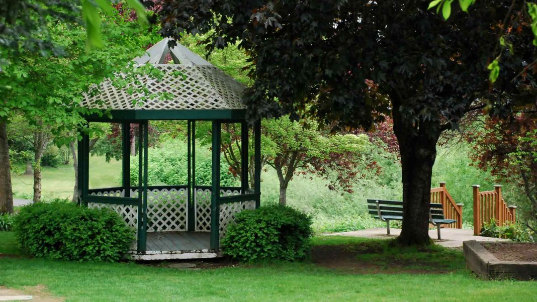 Add-a-Touch-of-Style-to-Your-Patio-with-Garden-Seating-Arbour-On-NextReadingOnline