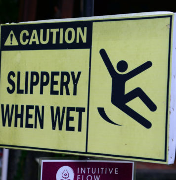 Do-You-Need-a-Slip-and-Fall-Accident-Attorney-Here's-How-to-Decide-on-nextreading
